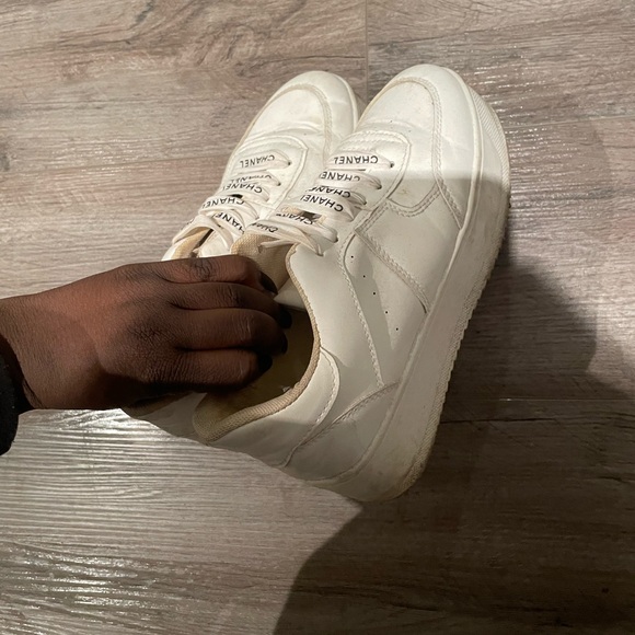 Urban Planet Sneakers with Chanel ribbon as shoelace. REALLY TIGHT - Picture 5 of 5